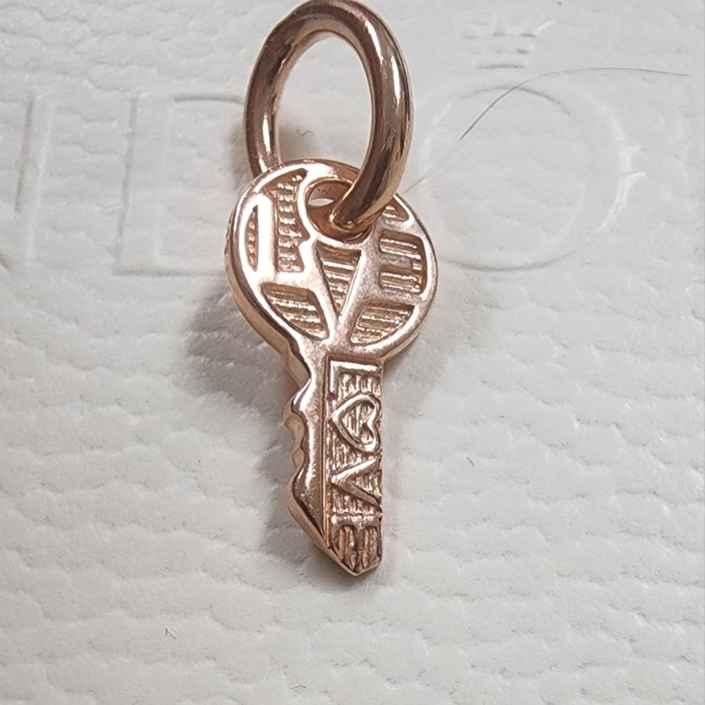 Pandora Key Dangle Charm, Rose Gold-Plated - Picture 4 of 7